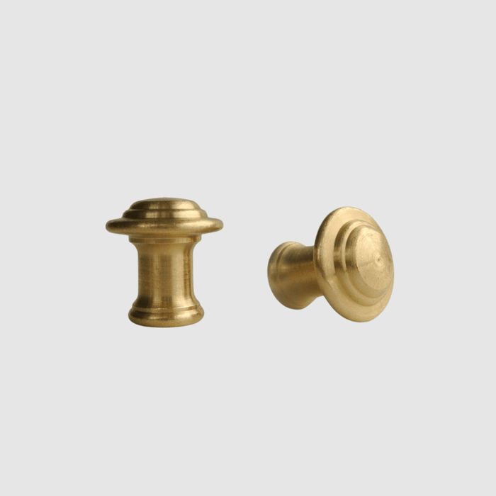 Large Traditional Drawer Knob - Pair Pepe & Carols Large Traditional Drawer Knob - Pair Pepe & Carols