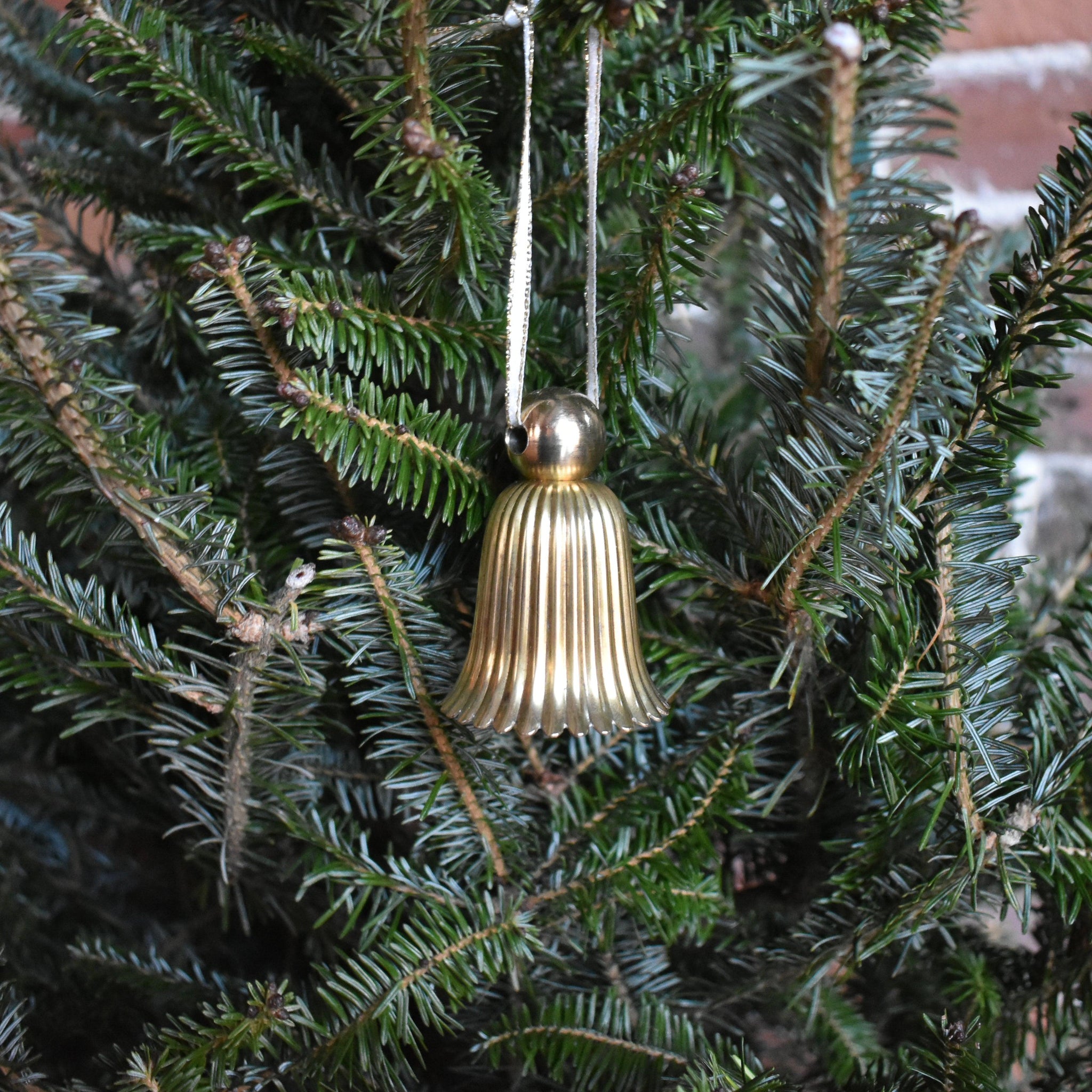 Ribbed Bell Christmas Tree Ornament - Pepe & Carols